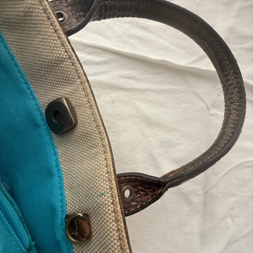 Tommy Hilfiger shoulder bag in tan canvas with dark bro leather trimmings